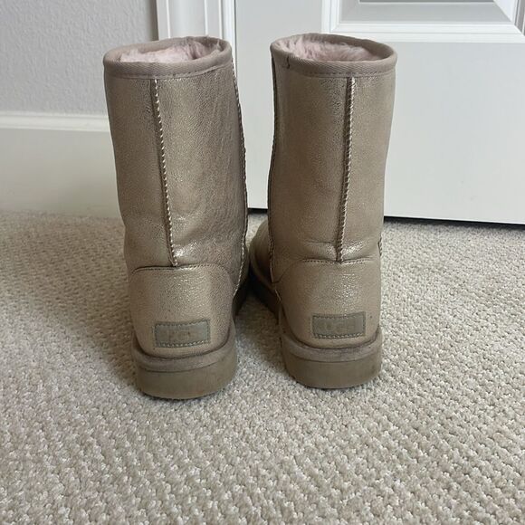 Ugg Metallic Pink Boots - Picture 3 of 6